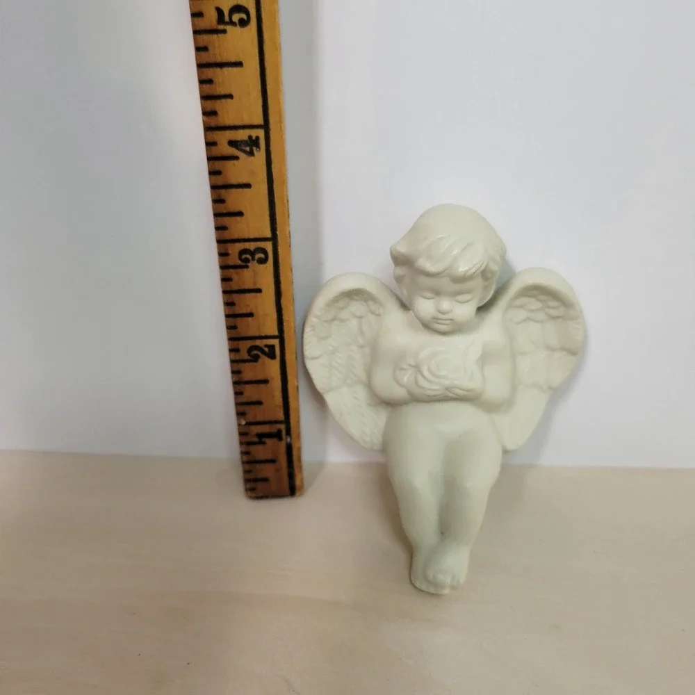 Vintage‎ Ceramic Angel Cherub Decor Figurine